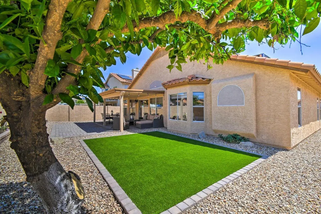 Ferienhaus Stylish Phoenix Home With Private Patio And Gas Grill! USA